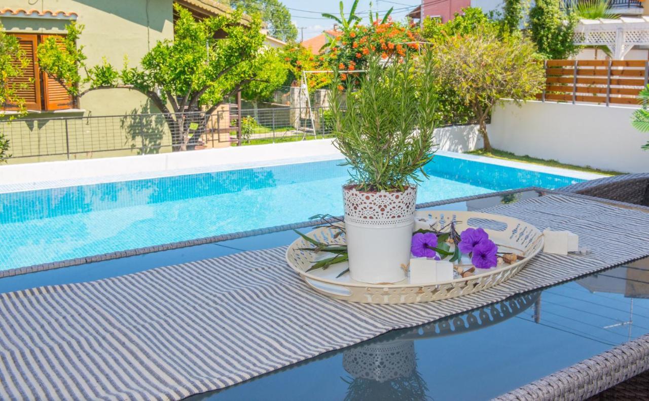 Acharavi Beach Villa エクステリア 写真