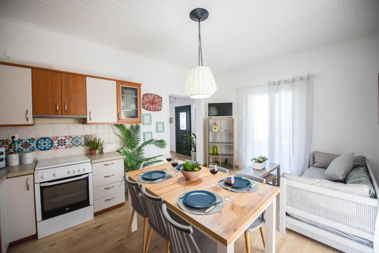 Acharavi Beach Villa エクステリア 写真