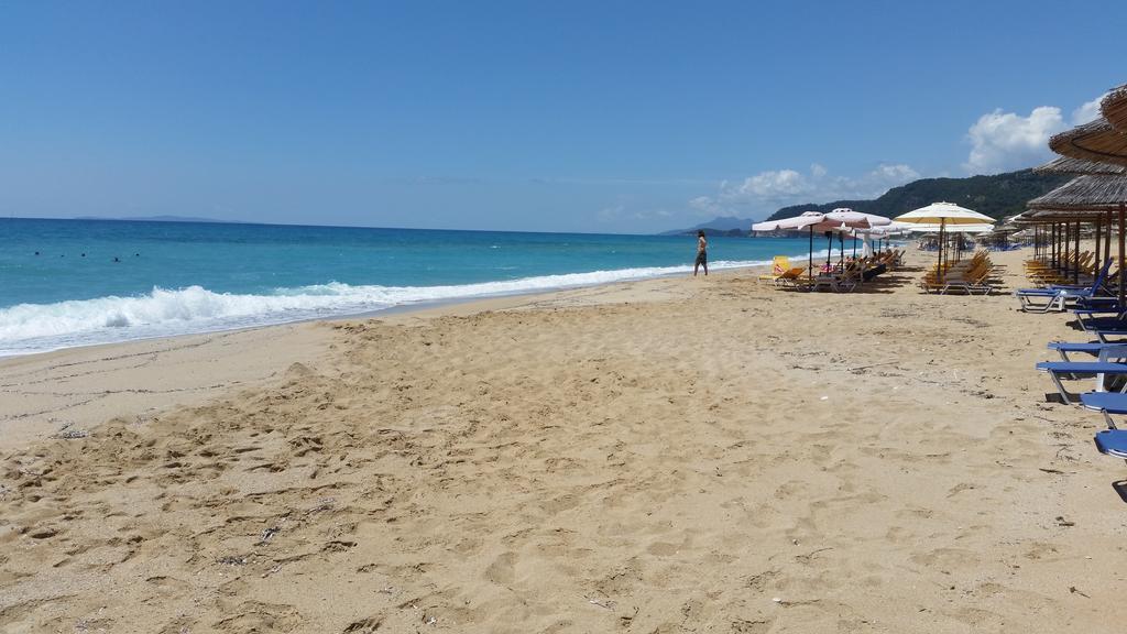 Acharavi Beach Villa エクステリア 写真